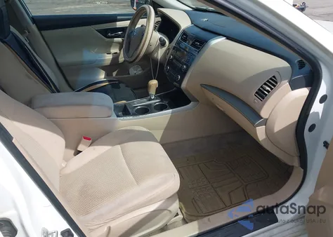 2014 Nissan Altima 2.5 S z USA, uszkodzony, nr VIN 1N4AL3AP7EC137408